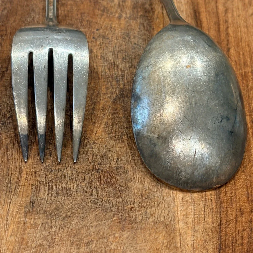 Wm Rogers Flatware Silver Mismatched Floral Spoon Fork Set